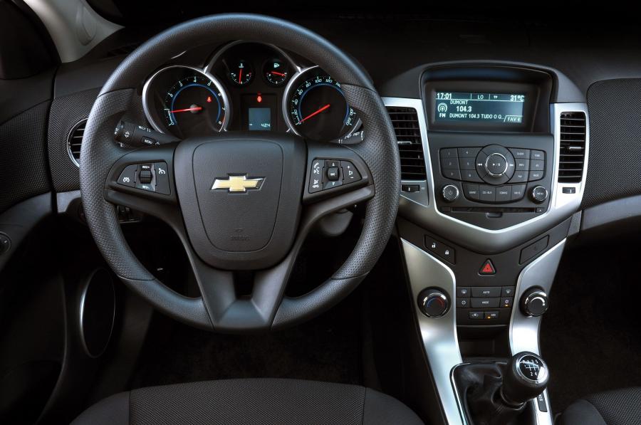  Chevrolet Cruze Sport6 2012 года  (фото 17 из 63)